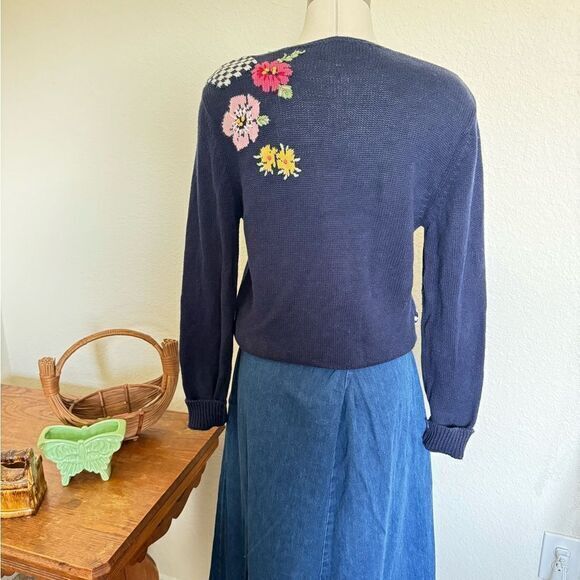 Vintage Floral hand Embroidered Knit Sweater Navy‎ V-Neck Cottagecore 3-D - Picture 6 of 11